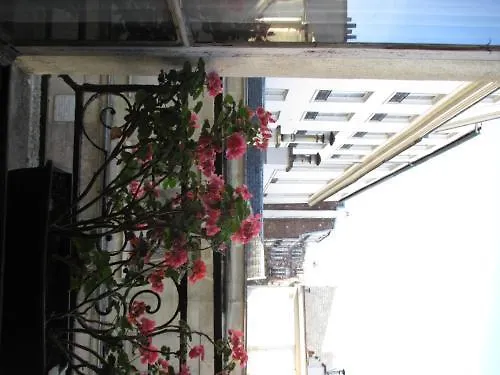 Stella ホテル パリ