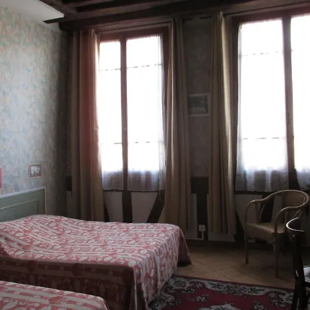 Hotel Stella